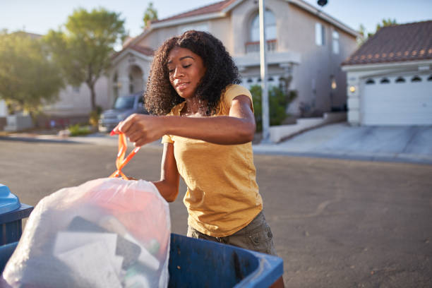  Escanaba, MI Junk Removal Pros
